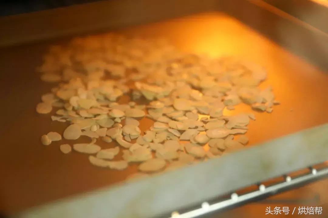 做法简单又好吃的网红蛋糕,如何制作超级好吃的普通网红蛋糕