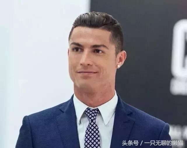 c罗现在球衣,c罗一场换两件球衣