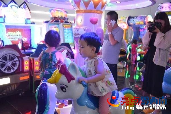 兴义汇金购物中心美食广场在哪里 (兴义市汇金购物中心)