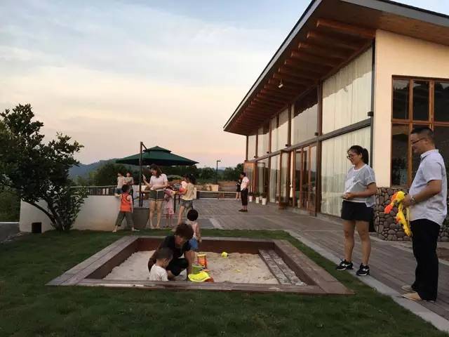 40岁大叔买下一座岛,大叔为钓鱼买下一座岛