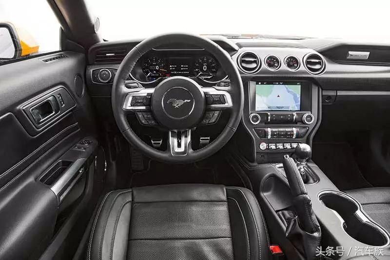 福特野马和雪佛兰科迈罗对比空间,福特野马对比雪佛兰科迈罗