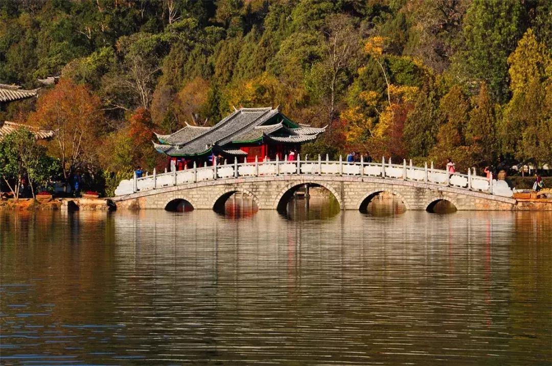 丽江十二时辰,丽江千古情诗词简短