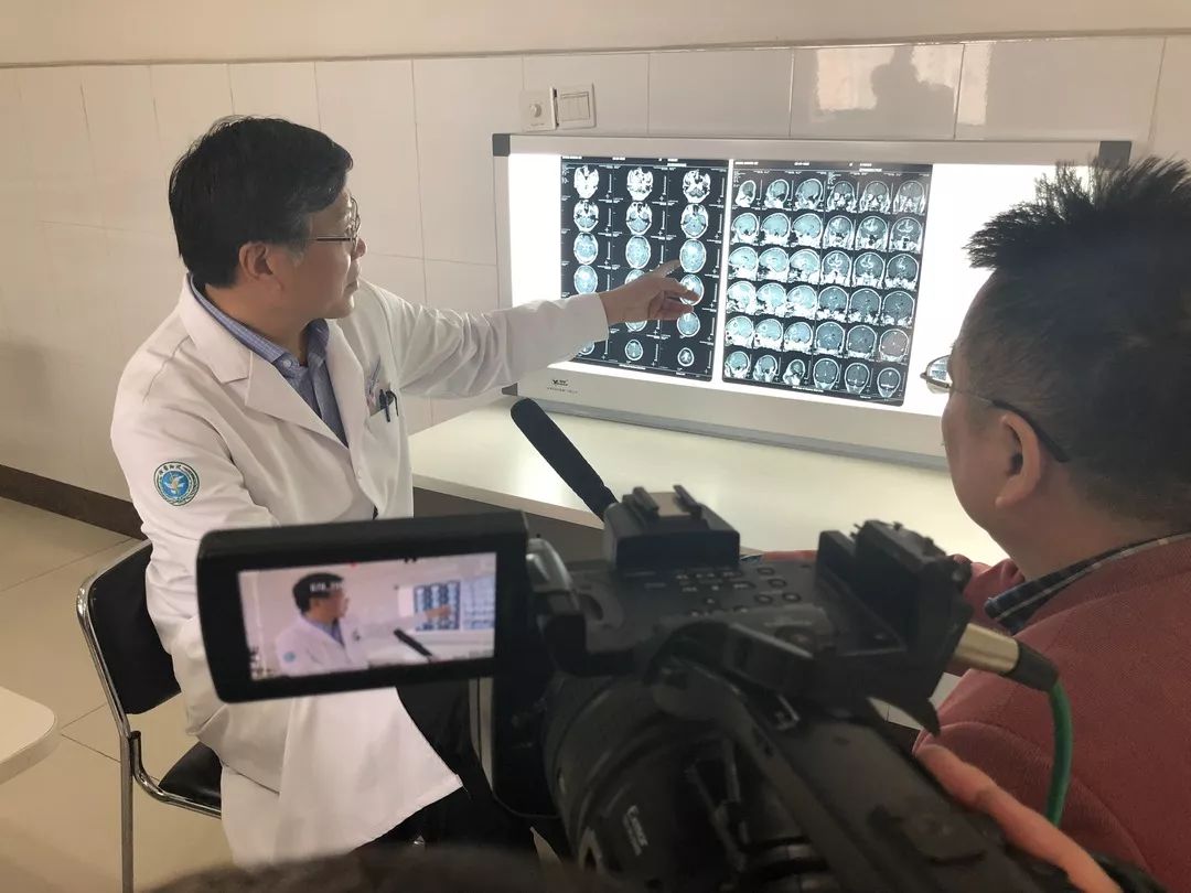 恶性胶质脑瘤低级别,恶性脑胶质瘤浙江大学