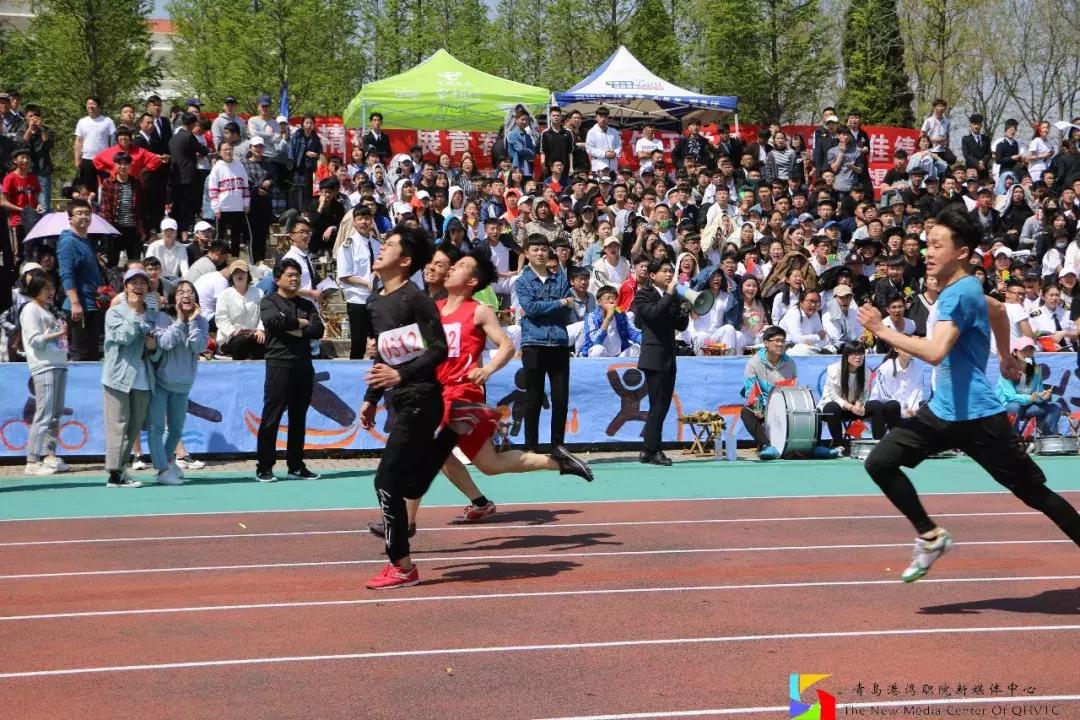 中国海洋大学鱼山校区步行到海边,青岛工程职业学院离海边有多远