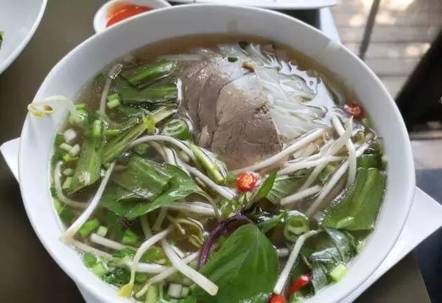 藏在市中心的美食街，吃一年都吃不够！第一个就是北京人爱吃的