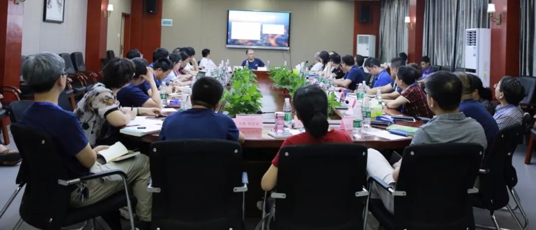 点燃激情燃烧梦想,点燃激情和梦想顺利完赛