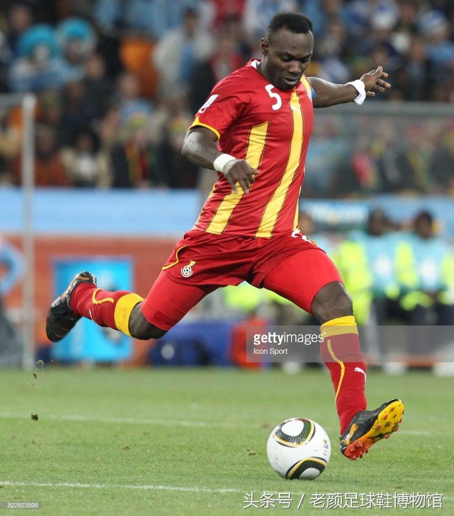 世界杯战靴盘点,南非世界杯复刻版足球鞋