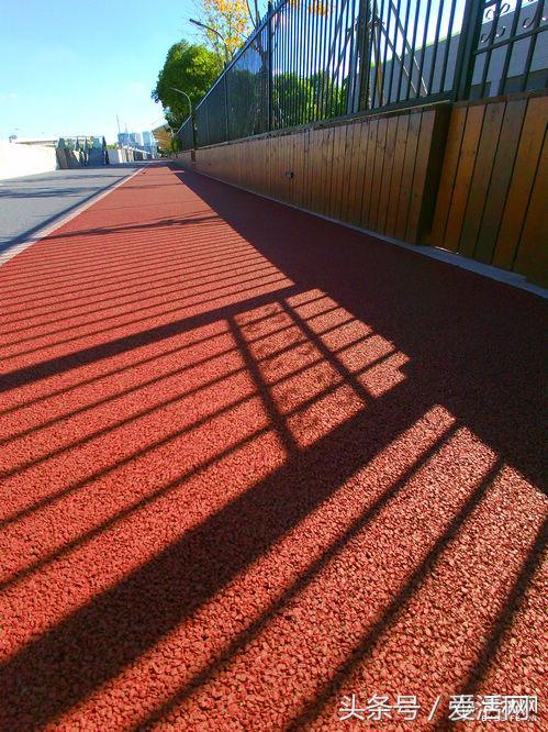 直播还在用手机？我的哒*眼镜视**会拍照