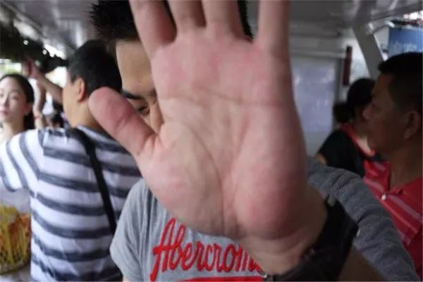 让毒品远离我们的生活,让毒品远离青春的活动