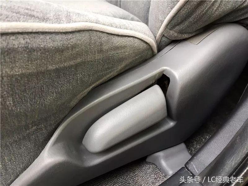 丰田皇冠j55,15款丰田皇冠优缺点