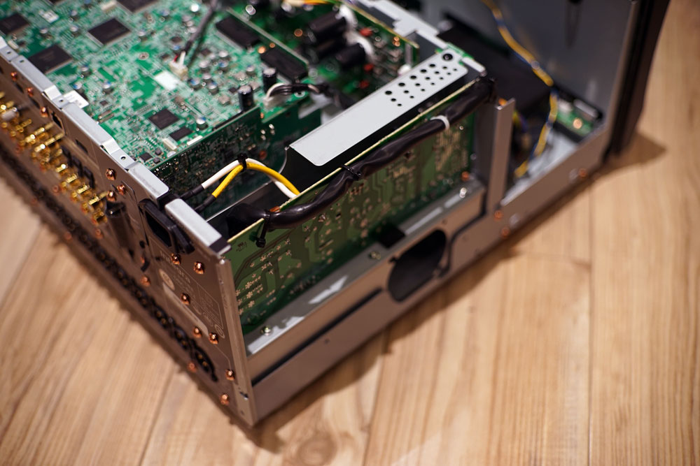 原来并没有对应的安桥！Integra旗舰前级DRC-R1.1简单点评