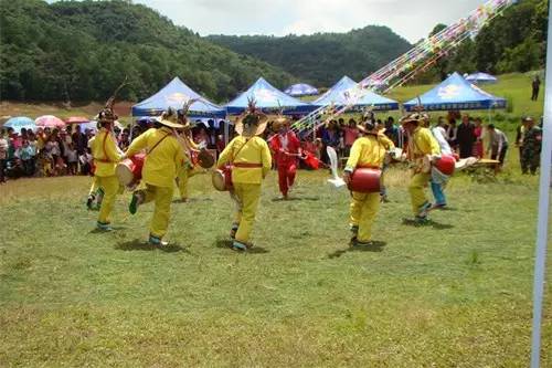 宁可错过世界杯也不要错过云南的火把节！