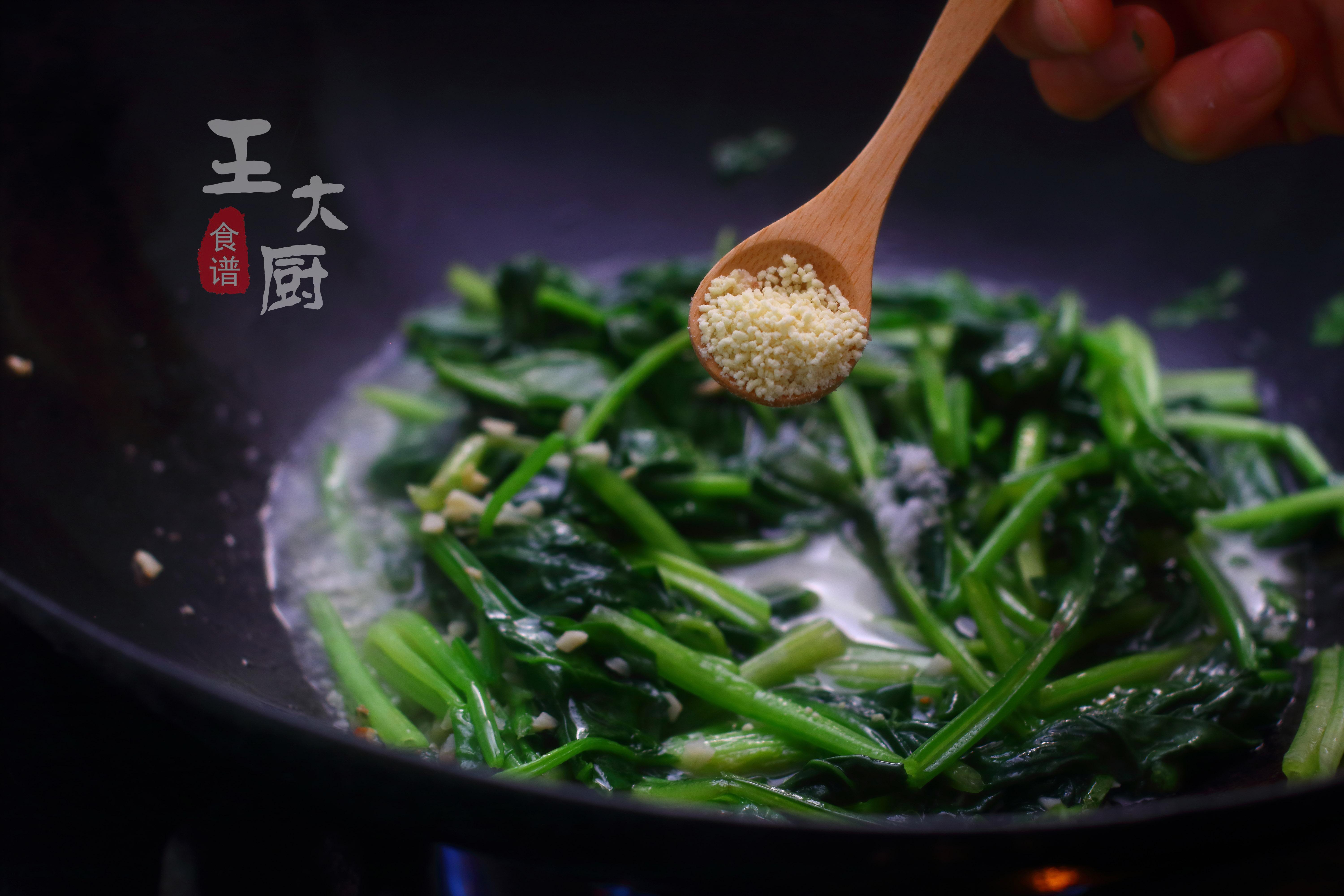 菠菜豆腐怎么炒第一美食,菠菜炒豆腐正确做法