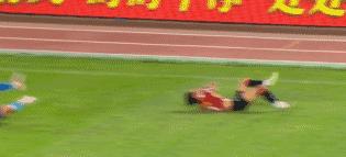 恶意犯规怎么判罚足球,足协为什么不允许对争议判罚申诉