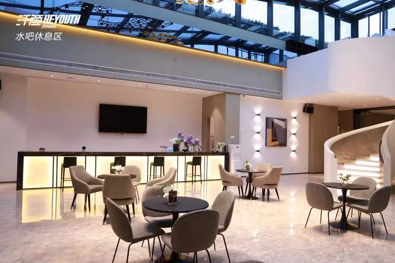 花情柳意不仅在景、更在人，来中国女孩大赛杭州赛区pick你喜欢的十强小姐姐！