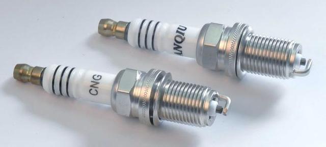 换火花塞会被骗吗,有没有必要换原厂火花塞