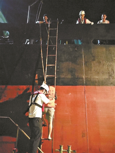 潜水漂流10小时获救,漂流3个多小时获救奇迹生还