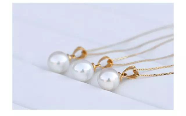 别光盯着宝石大不大！戒托选不对再好的戒指都白费