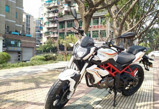 7000块钱弯梁摩托车,7000左右摩托车弯梁