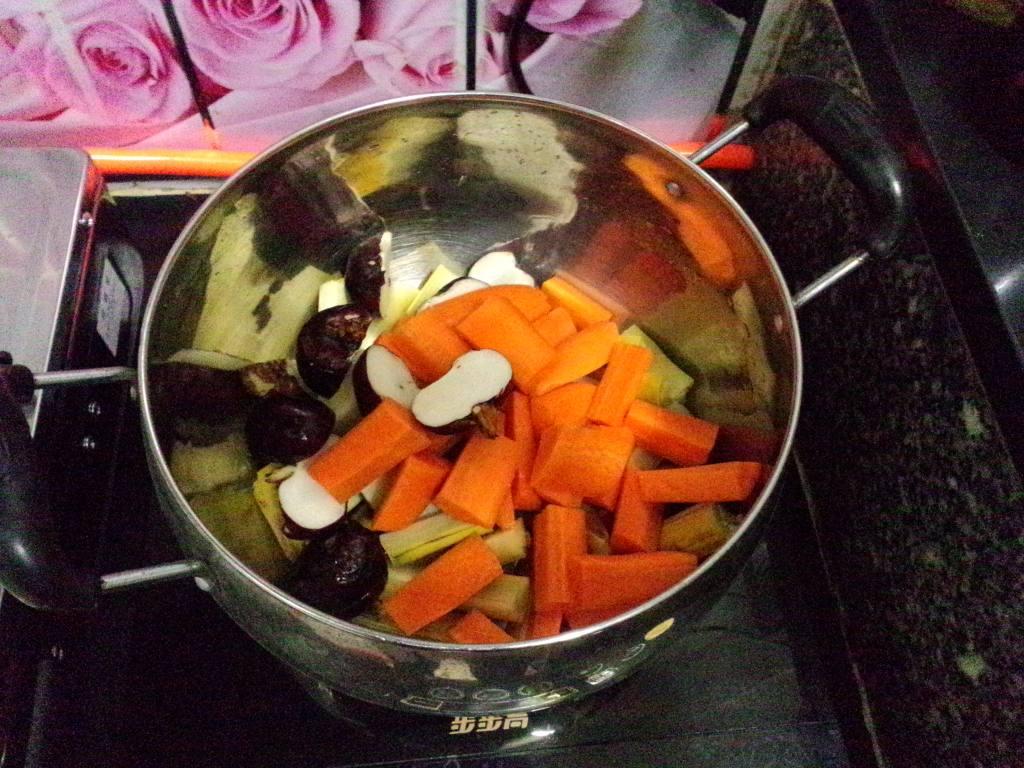 小孩有热煲什么凉茶可以祛湿清热,有内火的宝宝喝什么凉茶