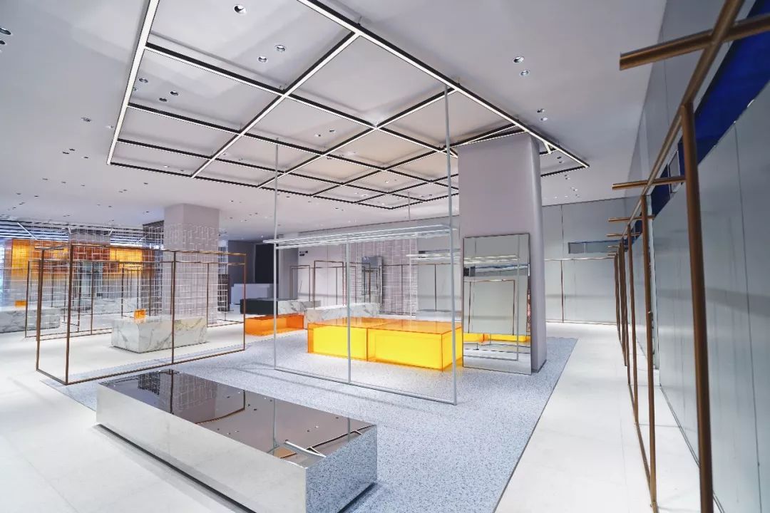 服装零售店新模式,新型零售服装店