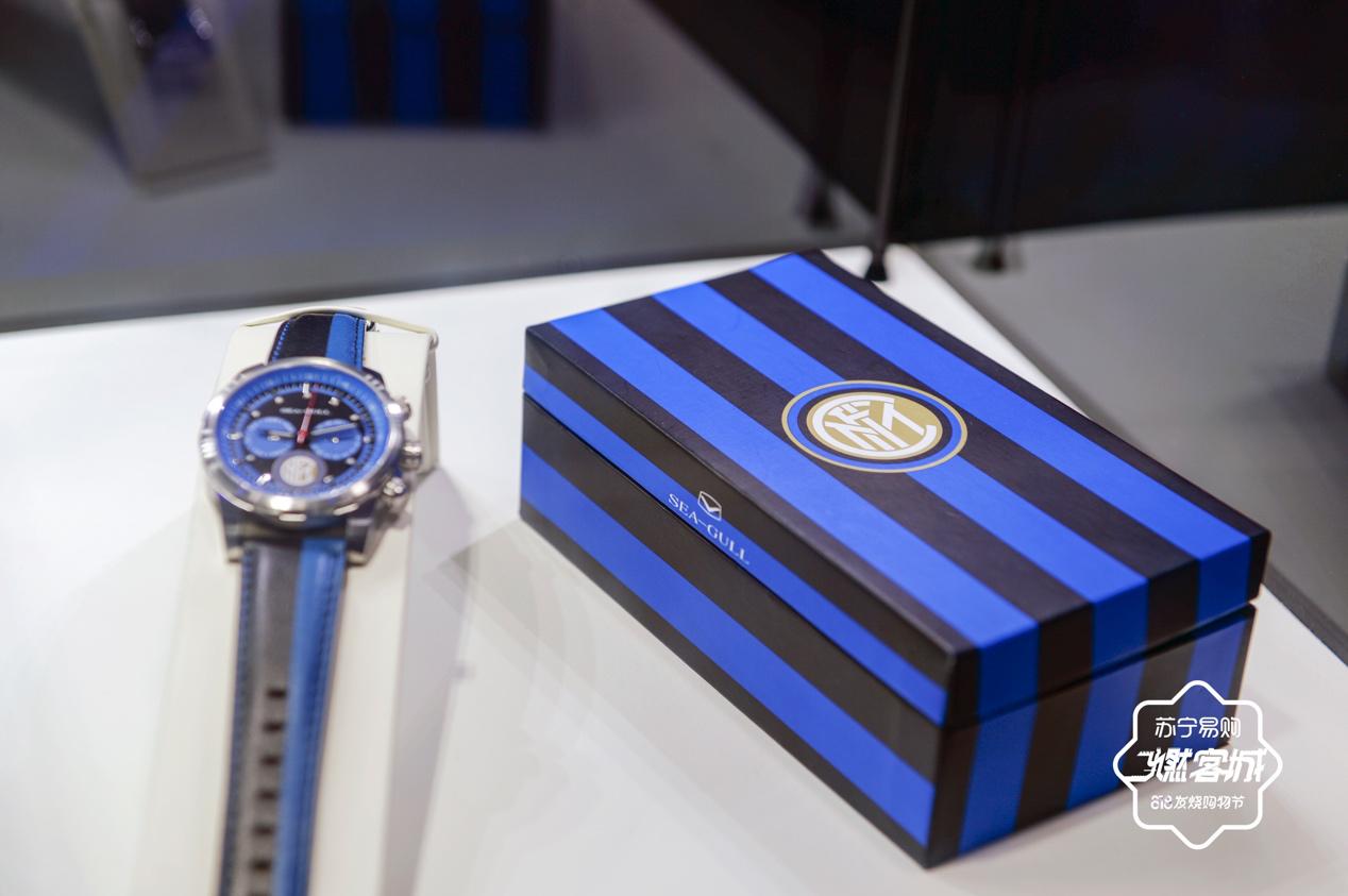 国米110周年专属定制款海鸥腕表曝光苏宁总裁亲自代言