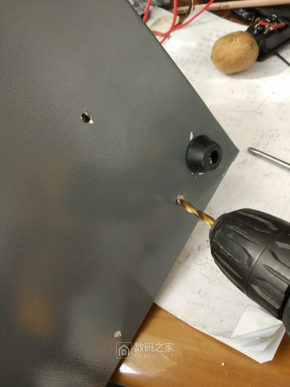 怎样拆微波炉变压器才能改点焊机,报废微波炉改点焊机