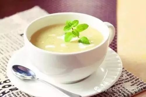 藿香正气水热感冒,藿香正气水治夏天的感冒