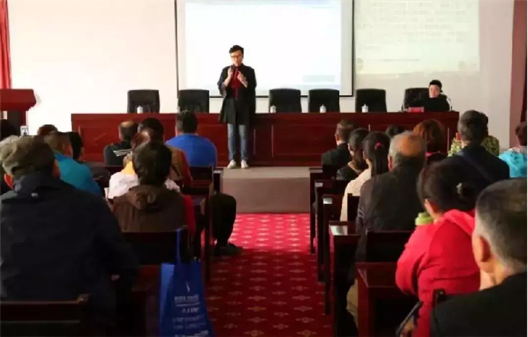 惊动BBC的中国手语律师：一个聋人在视频里打手语“对不起，我要自杀了”