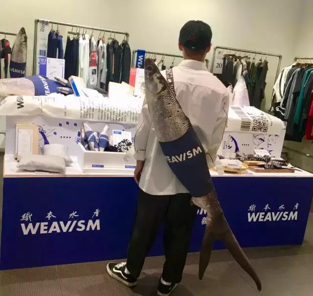 vans涓巇ior,dior鍜寁ans