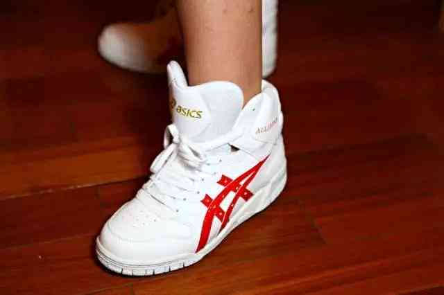 灌篮高手篮球鞋能打球吗,扒篮球鞋