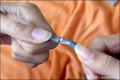 电脑怎么正确接网线,自己如何在家给电脑接网线