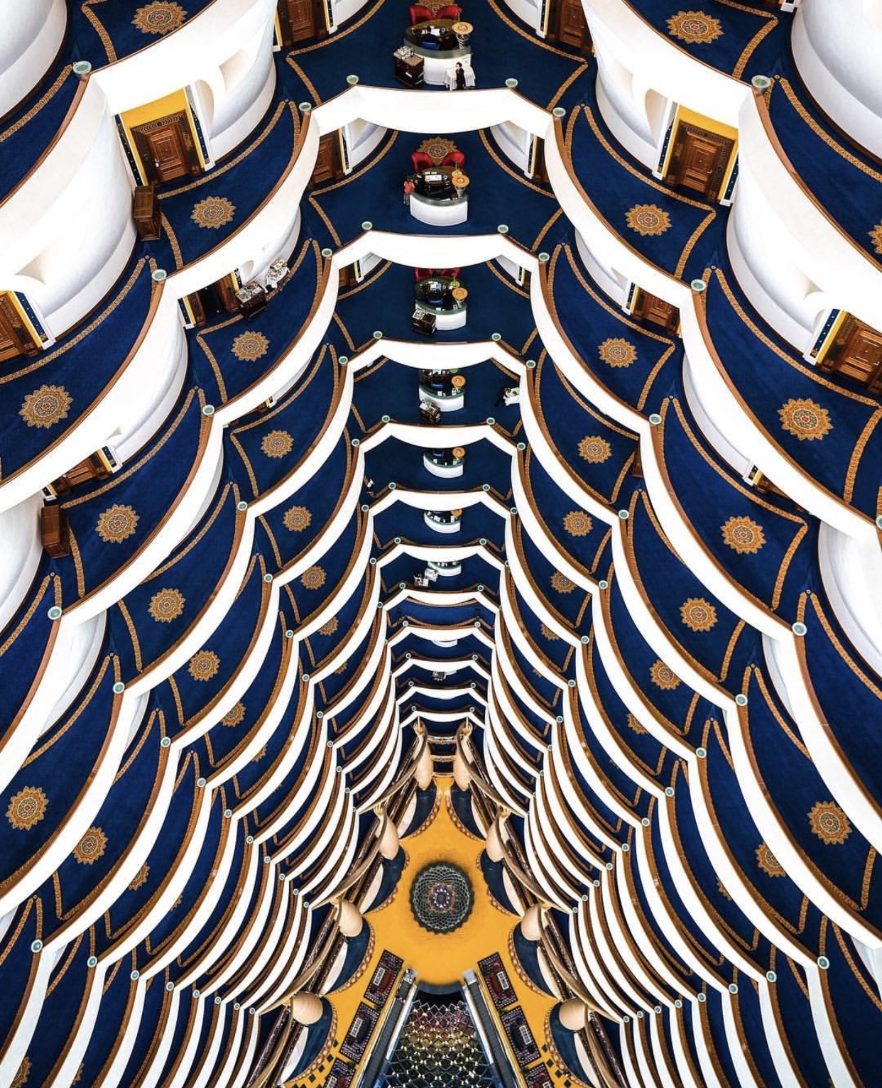 迪拜沙漠里的奇迹之城,沙漠之城迪拜旅行