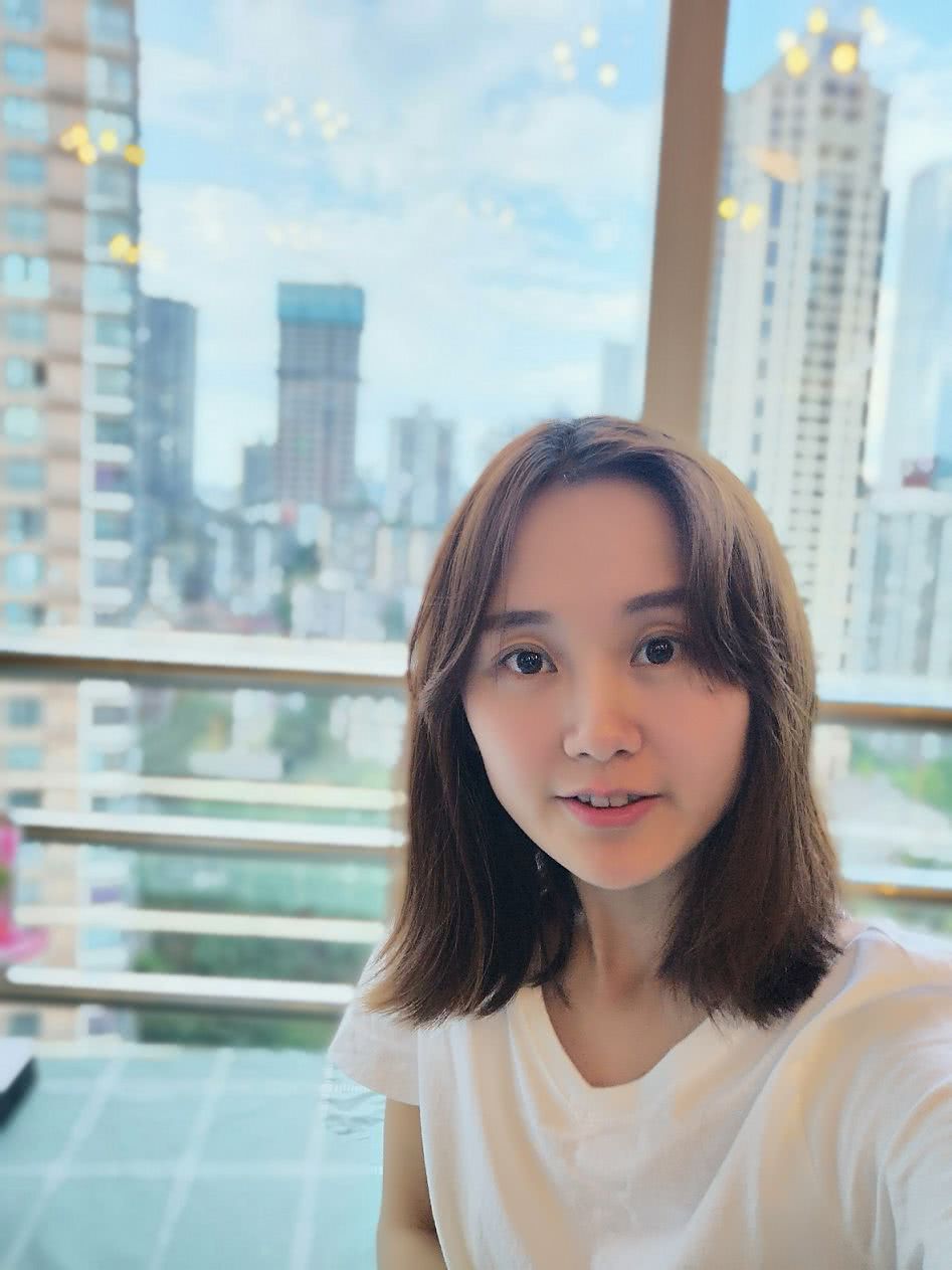 小姐姐评论别人作品,小姐姐评价作品