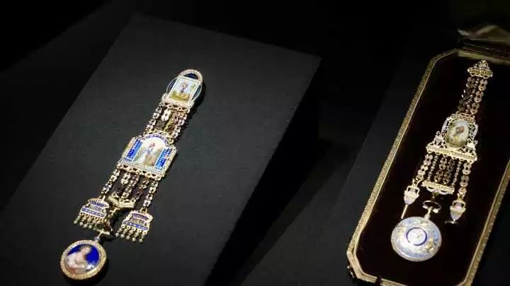 卡地亚为何比蒂芙尼贵,卡地亚tiffany哪个贵