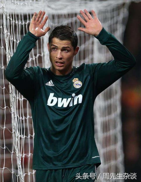 閲嶅洖鏁呭湴澶╀笅瓒崇悆,瓒冲潧閲嶅洖鏁呭湴