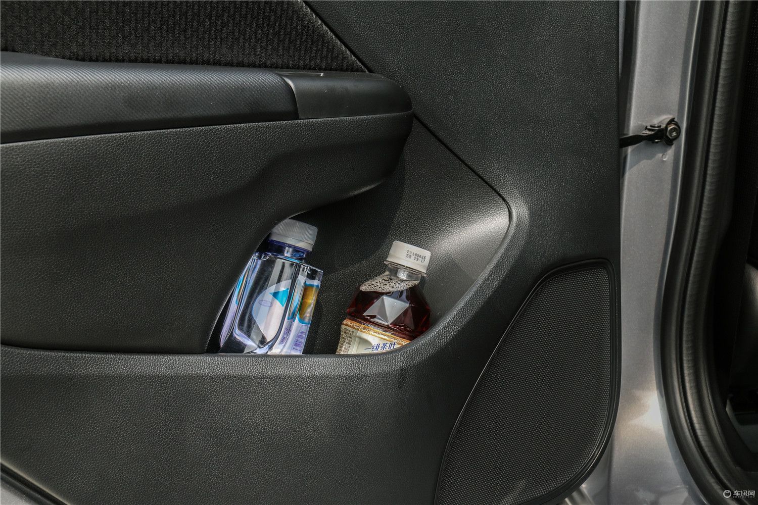 给媳妇买辆车代步用,适合给媳妇买的车