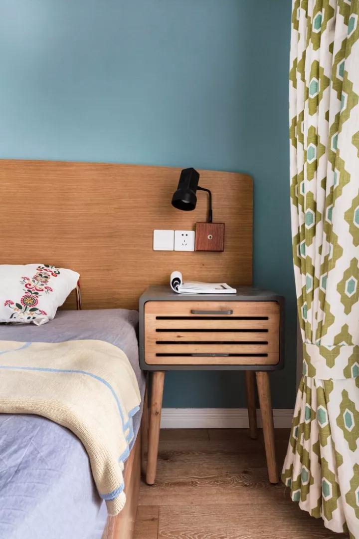 60㎡北欧风两居室，小吧台当电视背景墙，这设计真是666！