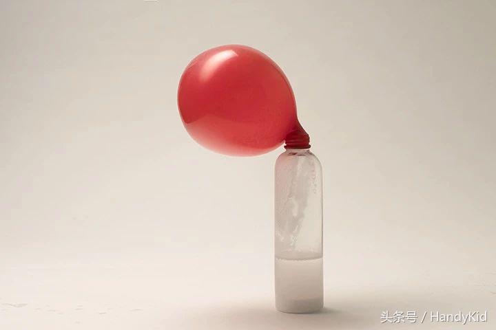 用塑料瓶做的科学小实验,5-12岁儿童趣味化学小实验