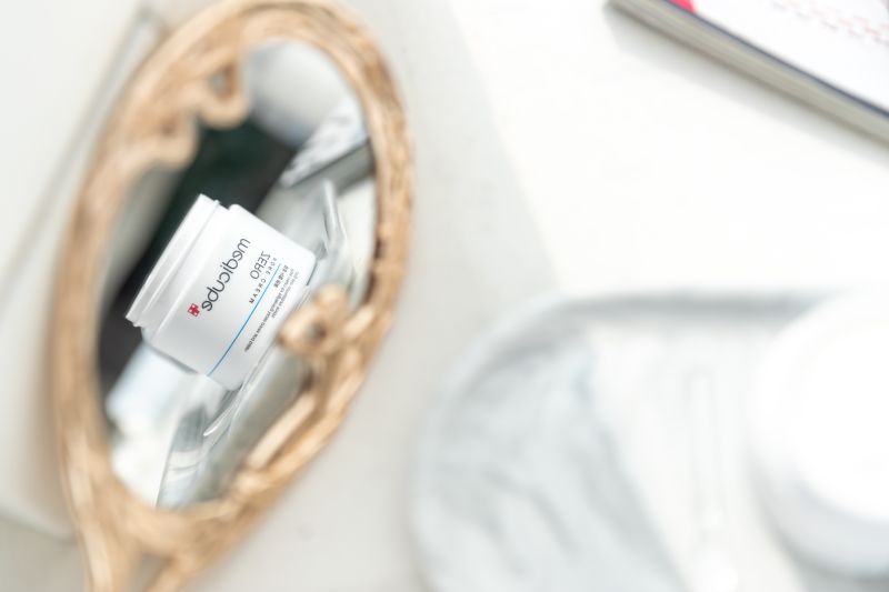 刘大神喜提阿汤哥，又顺手抛来一份缩毛孔秘籍