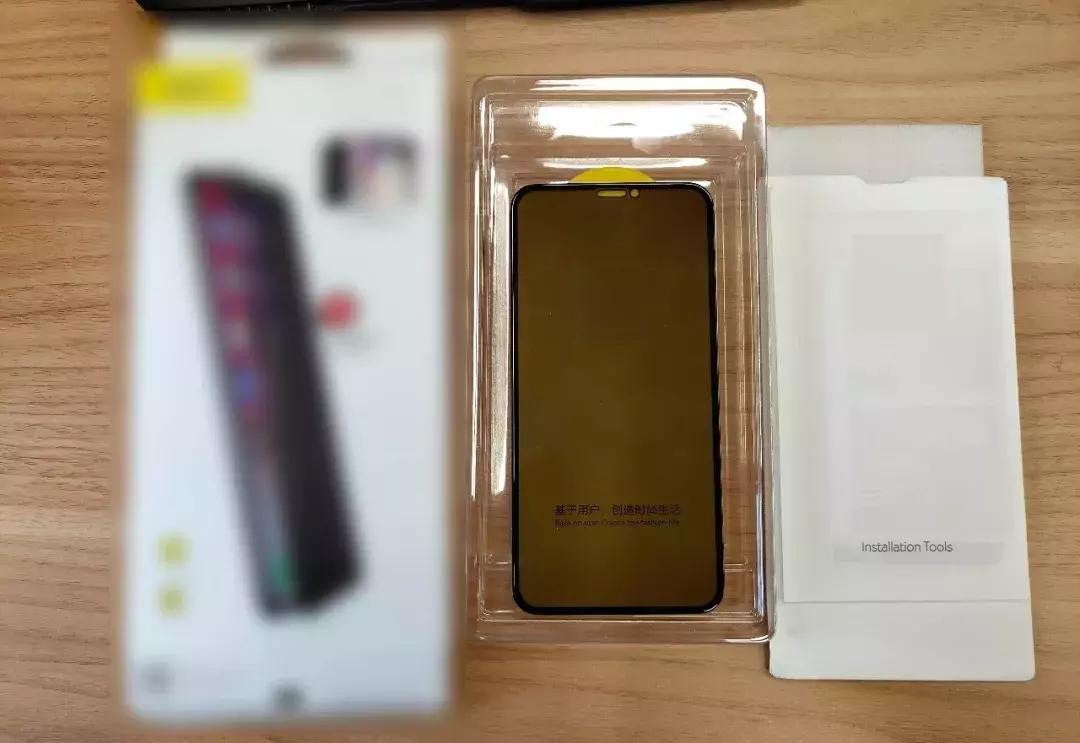 手机钢化膜能抵挡多少压力,什么牌子的钢化膜不怕锤砸不怕摔