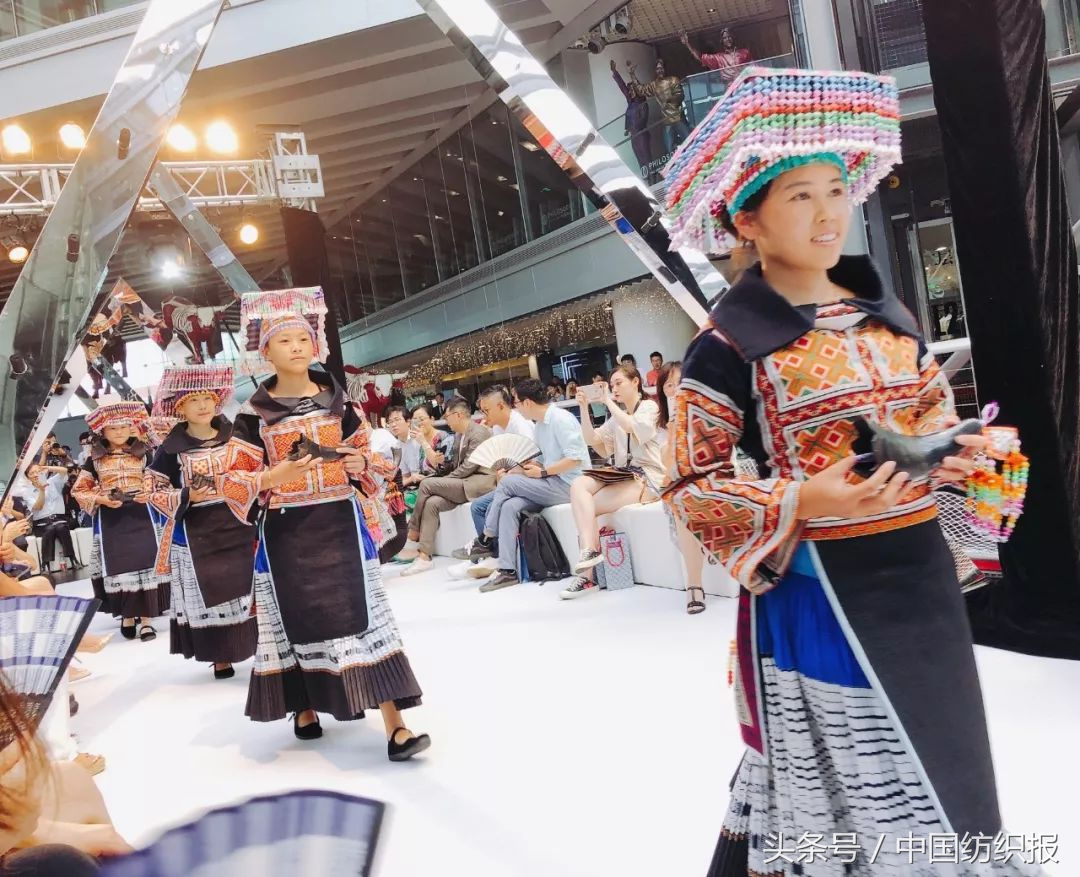 依文15年“拾遗”打造来自大山深处的手工艺集市