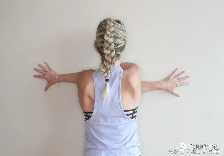 肩部僵硬打不开？试试这套“全方位”的开肩练习