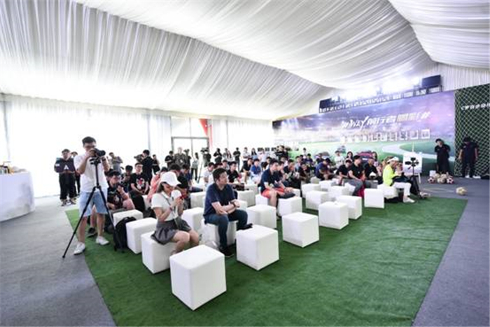 c罗和wey打球,c罗的wey