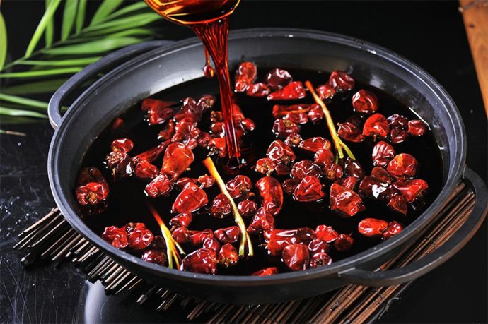 重庆火锅的加盟流程及费用,重庆火锅加盟店的开店技巧有哪些