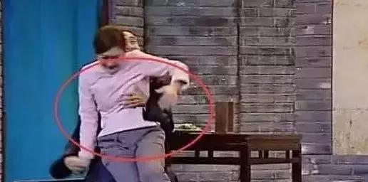 鍦堝唴鐖嗘枡绉﹀矚鍜岄粍鏅撴槑,绉﹀矚鍏紑鎵胯鏁村浜嗗悧