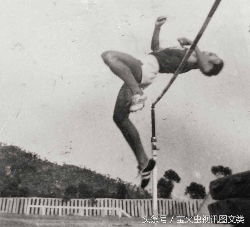 毛宁肌肉写真集,毛宁帅气