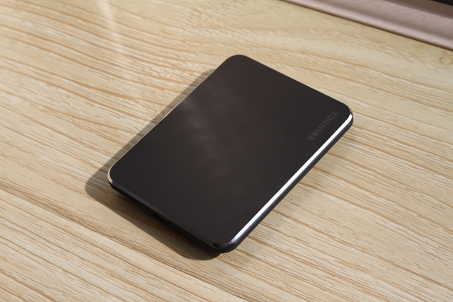 东芝硬盘n3008测评,东芝x700t10