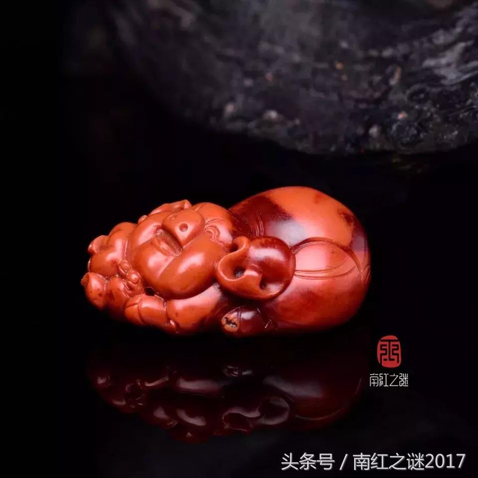 辟邪招财佩戴什么黄金手串,辟邪消灾保平安佩戴什么玉器