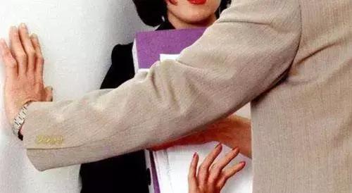 检察官法庭发飙,检察官发飙事件